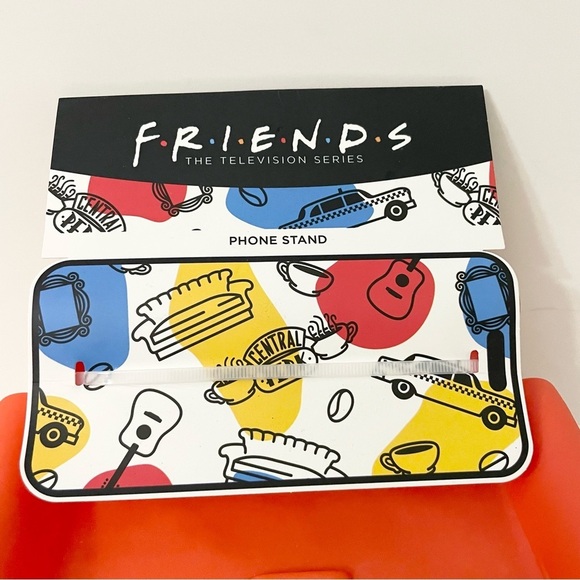 FRIENDS TV Show CENTRAL PERKS Couch Phone Stand - Picture 3 of 14